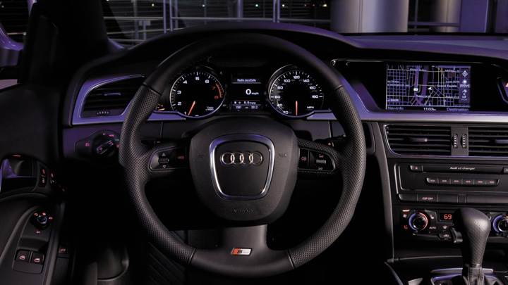 Dashboard Of 2008 Audi A5